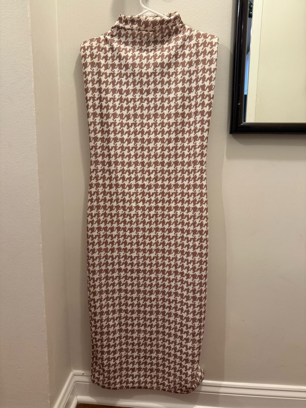 Minimalist Mock Neck Midi Dress Neutral Houndstooth Print size large